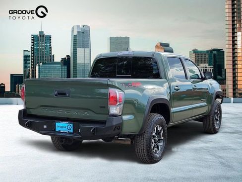 Used 2022 Toyota Tacoma TRD Off-Road AWD/4WD image 5