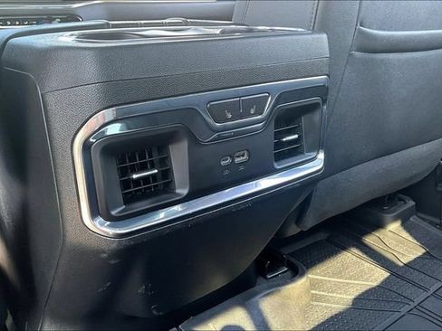 Used 2024 Chevrolet Silverado 2500 High Country w/ High Country Premium Package AWD/4WD image 17