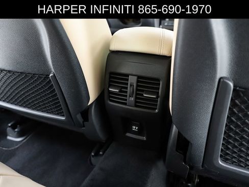 Used 2018 INFINITI QX30 AWD image 37
