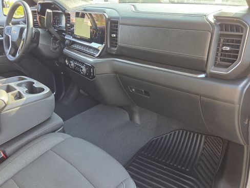 Certified 2024 Chevrolet Silverado 1500 LT AWD/4WD image 16