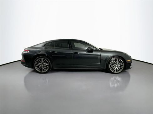 Certified 2024 Porsche Panamera 4 AWD/4WD image 8
