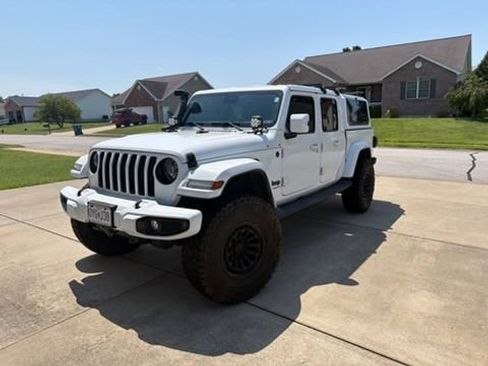 Used 2021 Jeep Gladiator Overland AWD/4WD image 1