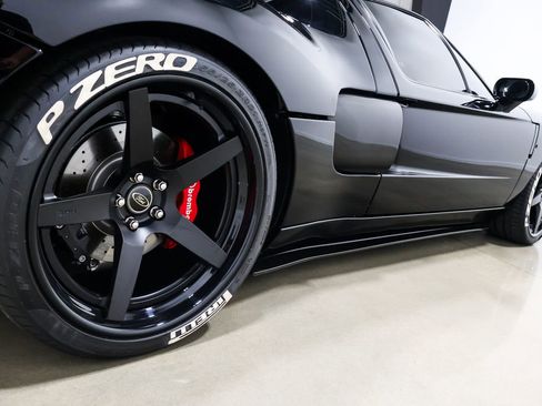 Used 2006 Ford GT RWD image 34