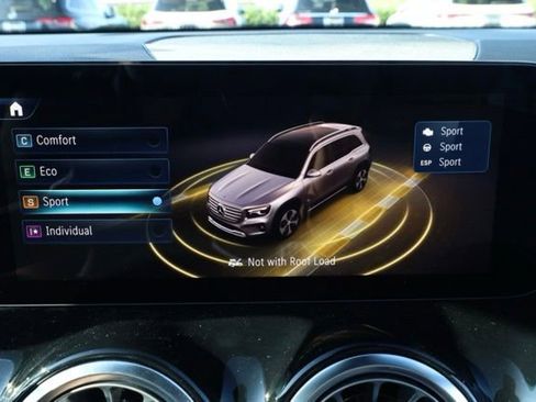 New 2026 Mercedes-Benz GLB 250 image 33