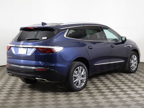 Used 2023 Buick Enclave Essence w/ Experience Buick Package AWD/4WD image 14