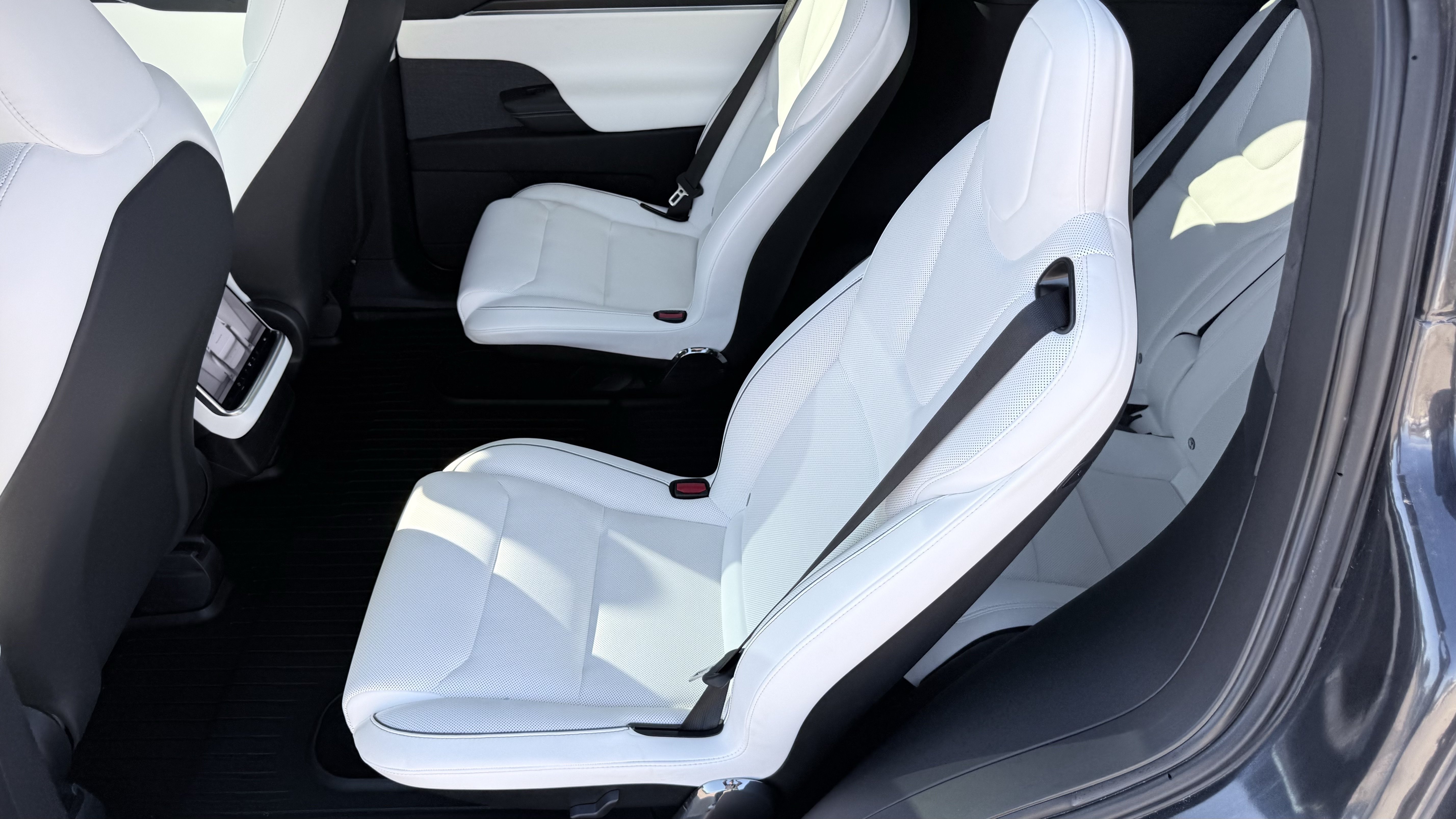 Used 2024 Tesla Model X Plaid AWD/4WD image 35