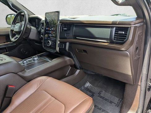 Used 2024 Ford Expedition Max King Ranch AWD/4WD image 19