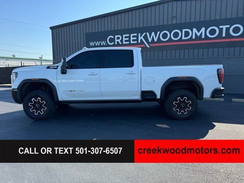 Used 2024 GMC Sierra 2500 AT4X AWD/4WD image 6