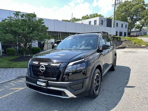 Certified 2025 Nissan Pathfinder Rock Creek AWD/4WD image 4