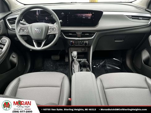 Certified 2025 Buick Encore GX Preferred FWD image 13