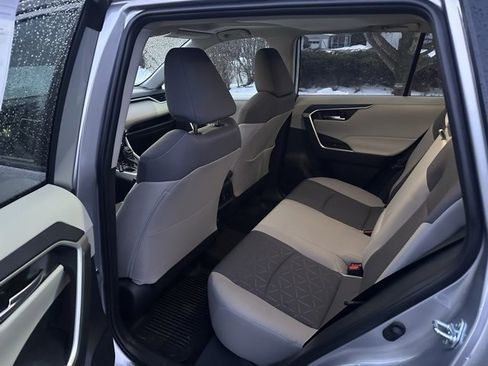 Used 2024 Toyota RAV4 XLE image 11