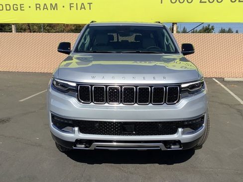 New 2023 Jeep Wagoneer Series III w/ Preferred Equipment Group image 4