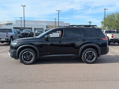 Used 2023 Nissan Pathfinder Rock Creek image 3