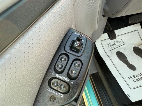 Used 1996 Ford F250 XL image 25