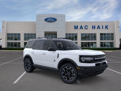 New 2024 Ford Bronco Sport Outer Banks w/ Tech Package image 7