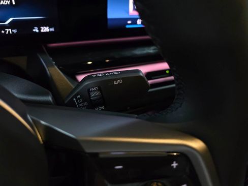 Used 2026 BMW i5 eDrive40 w/ M Sport Package image 22