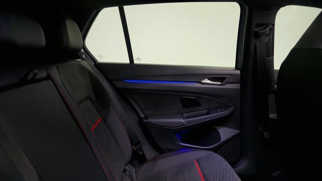 Used 2025 Volkswagen GTI SE FWD image 40