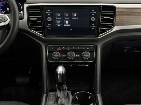 Used 2021 Volkswagen Atlas SEL Premium w/ MDO Package (Bench Seat) AWD/4WD image 17