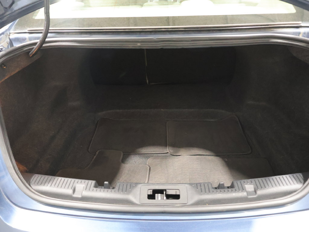 Used 2019 Ford Taurus SE FWD image 14