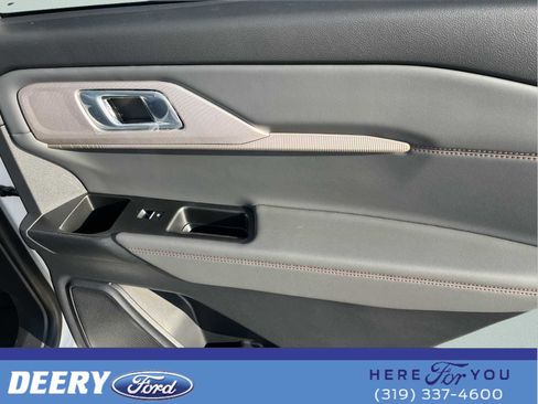 New 2026 Ford Explorer Active w/ Active Comfort Package image 18