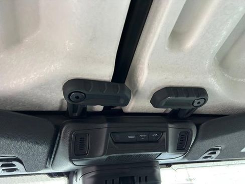 New 2025 Jeep Gladiator Sport image 25