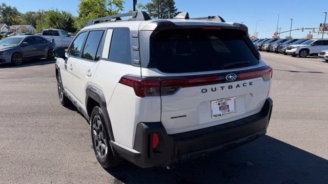 Used 2026 Subaru Outback Limited AWD/4WD image 4