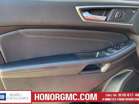 Used 2024 Ford Edge Titanium AWD/4WD image 24