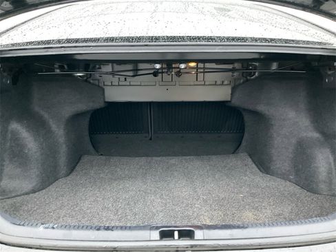 Used 2017 Toyota Camry XLE image 13