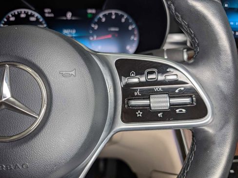 Used 2022 Mercedes-Benz GLC 300 GLC 300 image 34