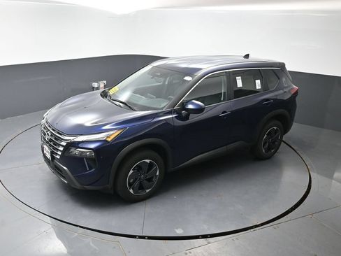 Used 2024 Nissan Rogue SV AWD/4WD image 49