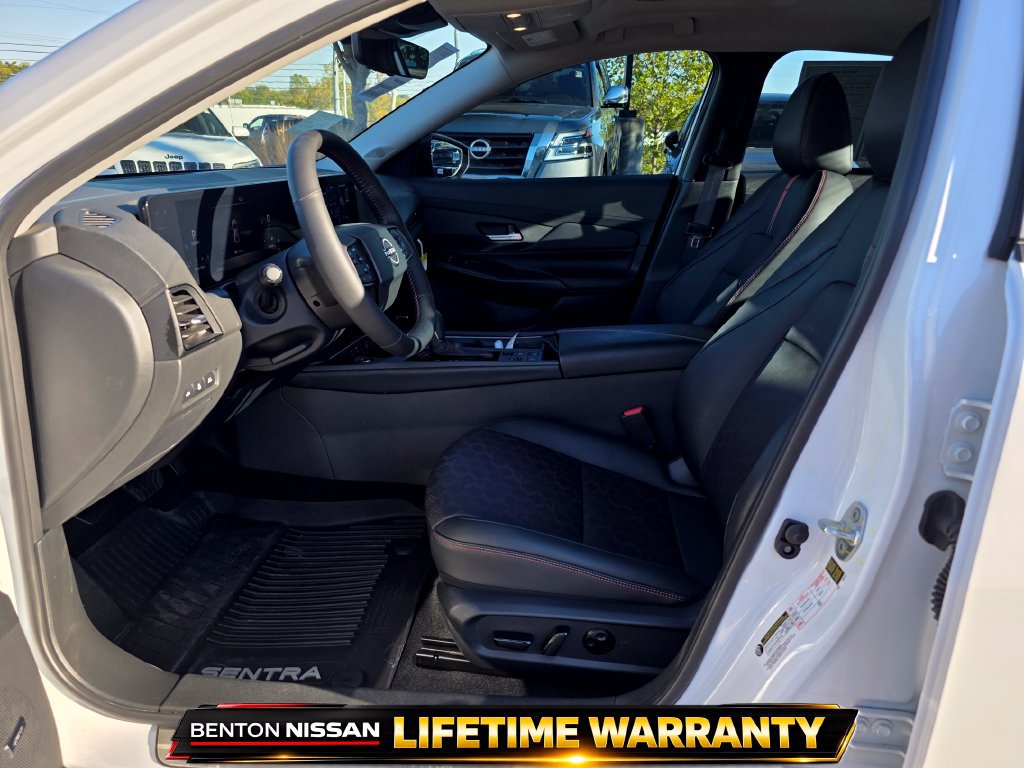 Used 2026 Nissan Sentra SR w/ SR Premium Package FWD image 15