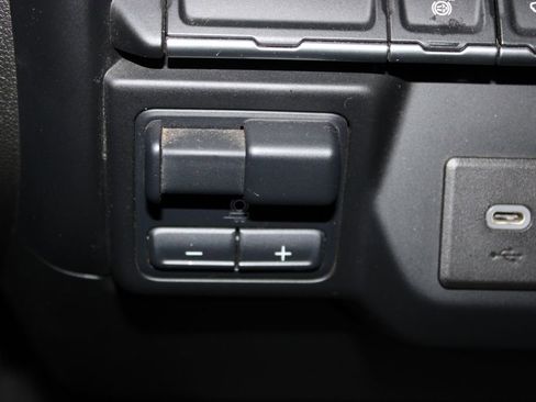 Used 2022 Chevrolet Silverado 2500 LT w/ Convenience Package image 30