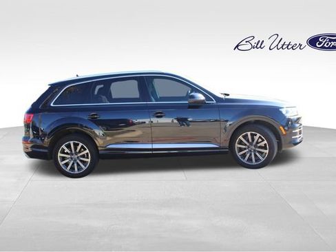 Used 2018 Audi Q7 3.0T Premium Plus image 4