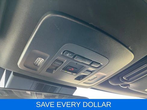 Used 2025 Toyota Camry SE FWD image 21