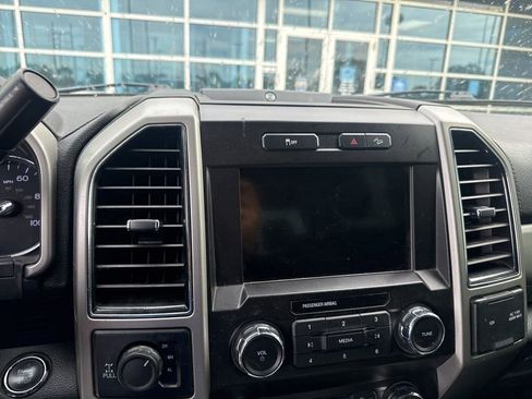 Used 2019 Ford F250 Lariat w/ Lariat Ultimate Package AWD/4WD image 10