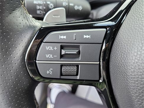 Certified 2025 Acura ADX A-Spec image 23