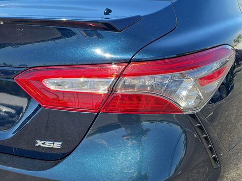 Used 2019 Toyota Camry XSE image 8