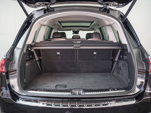 New 2026 Mercedes-Benz GLS 450 4MATIC image 8