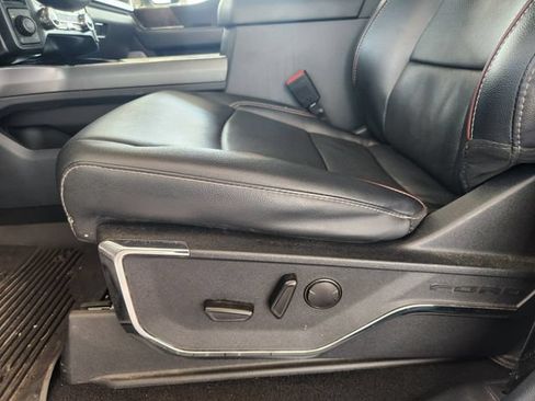 Used 2023 Ford F250 Lariat w/ Sport Appearance Package AWD/4WD image 23