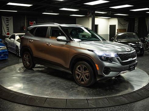 Used 2021 Kia Seltos S image 5