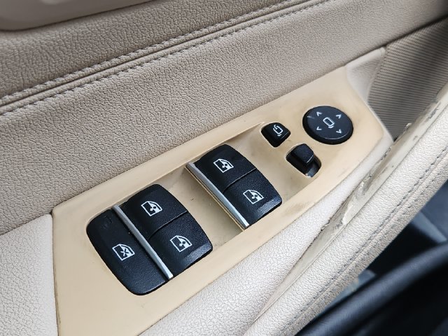 Used 2019 BMW 530e RWD image 22