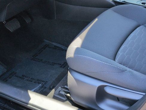 Used 2025 Toyota Corolla SE w/ SE Package FWD image 17