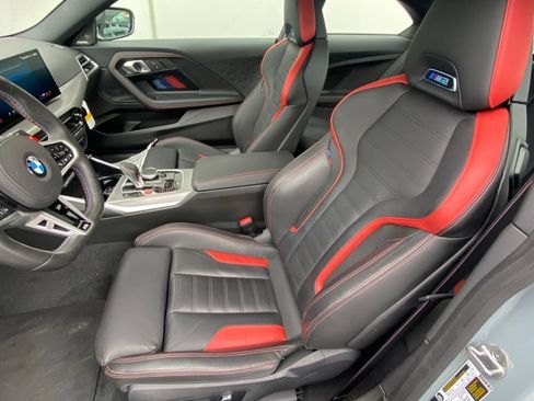 Used 2025 BMW M2 RWD image 7