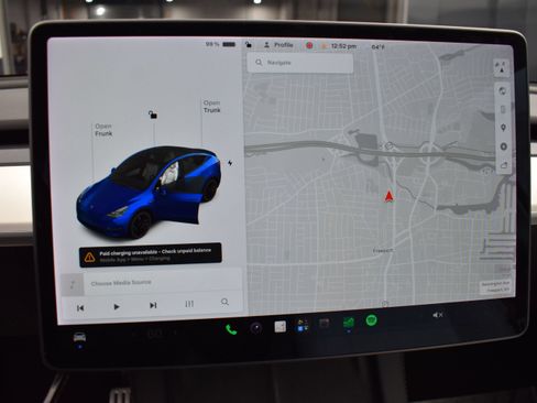 Used 2022 Tesla Model Y Performance AWD/4WD image 10