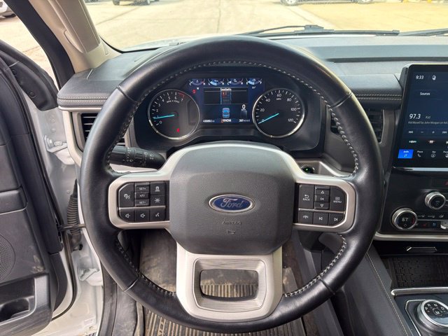 Used 2023 Ford Expedition Max XLT AWD/4WD image 24