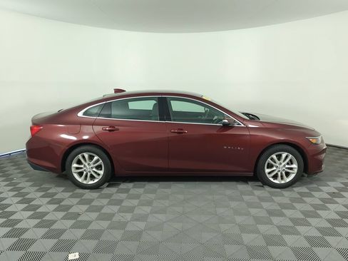 Used 2016 Chevrolet Malibu LT FWD image 7