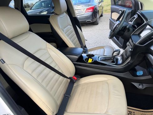 Used 2017 Ford Edge SEL w/ Equipment Group 201A image 16