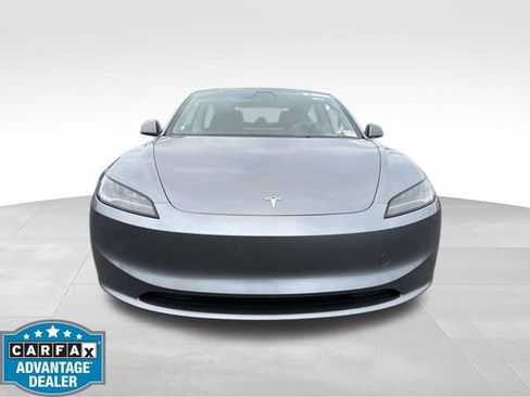 Used 2025 Tesla Model 3 Long Range RWD image 9