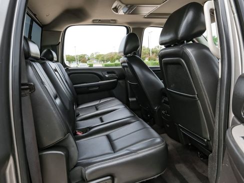 Used 2013 Chevrolet Silverado 2500 LTZ w/ LTZ Plus Package image 32