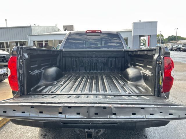 Used 2019 Toyota Tundra SR5 w/ Convenience Package AWD/4WD image 9